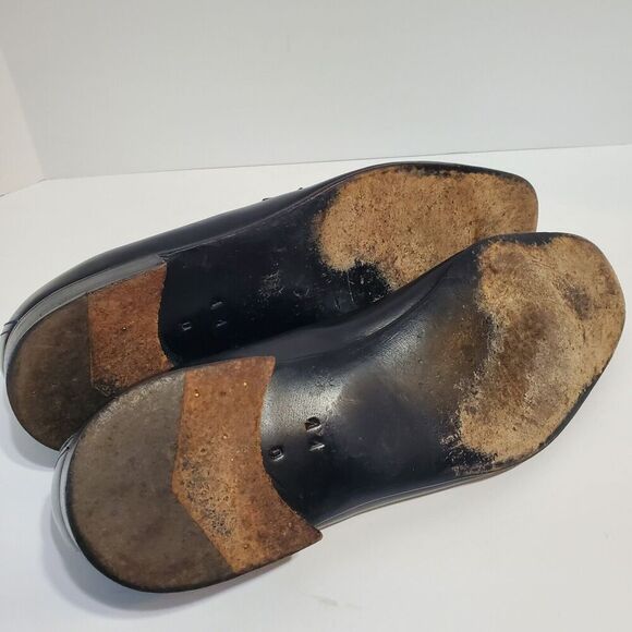 Salvatore Ferragamo Black Leather Loafers - Picture 8 of 11